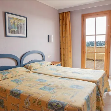Purobeach Szálloda 5*