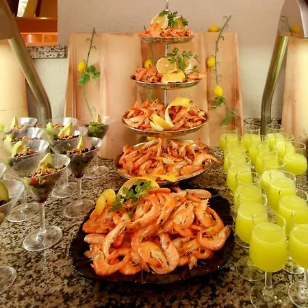 Purobeach Szálloda 5*