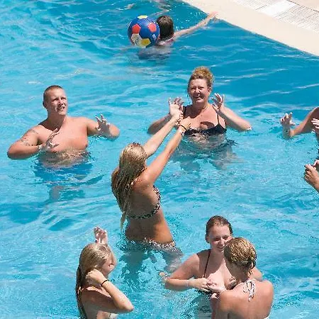 Purobeach Szálloda 5*