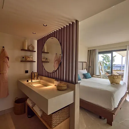 Purobeach 5*